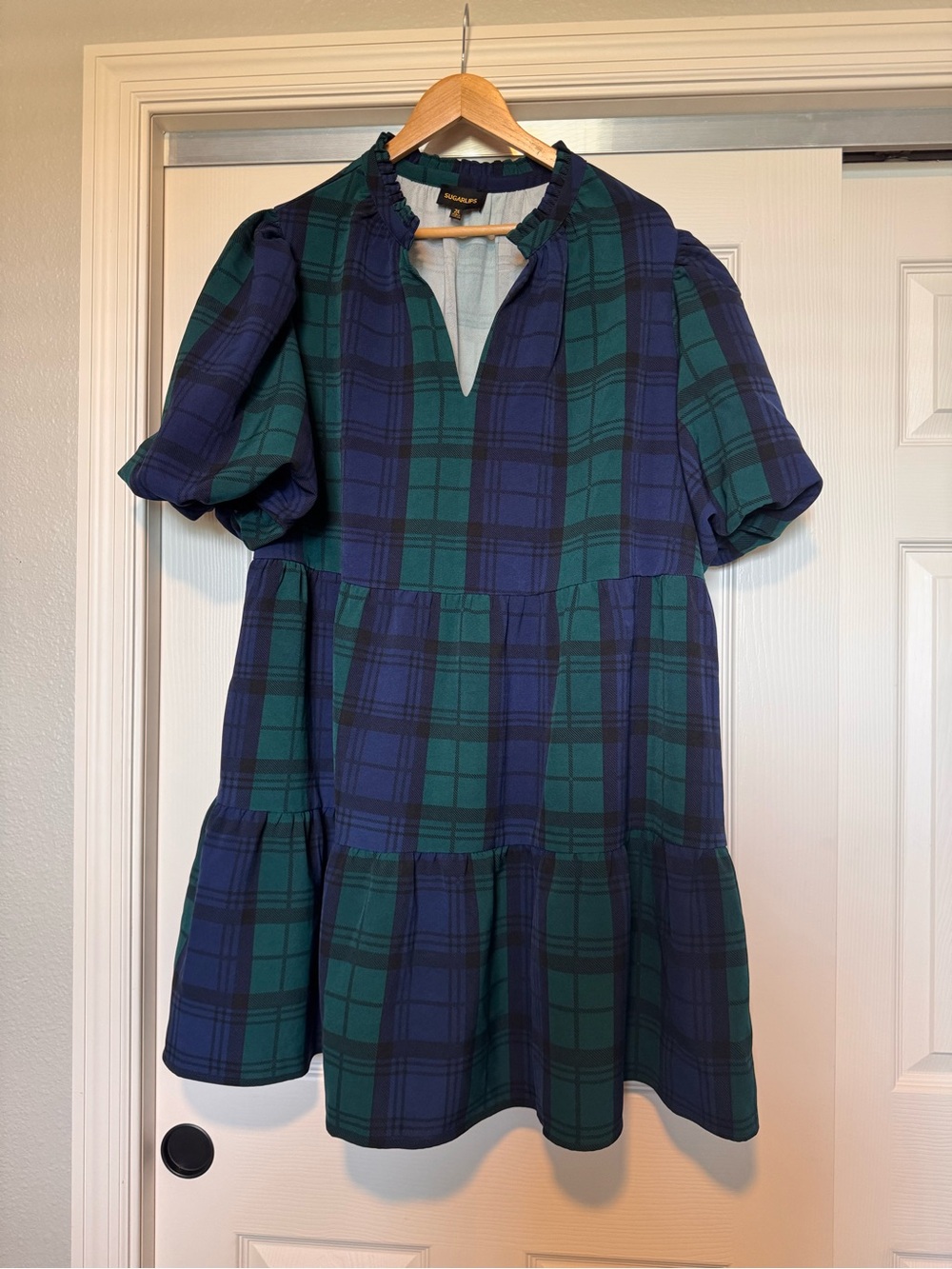 Sugarlips Women’s Plaid dress with *pockets* and puff sleeves